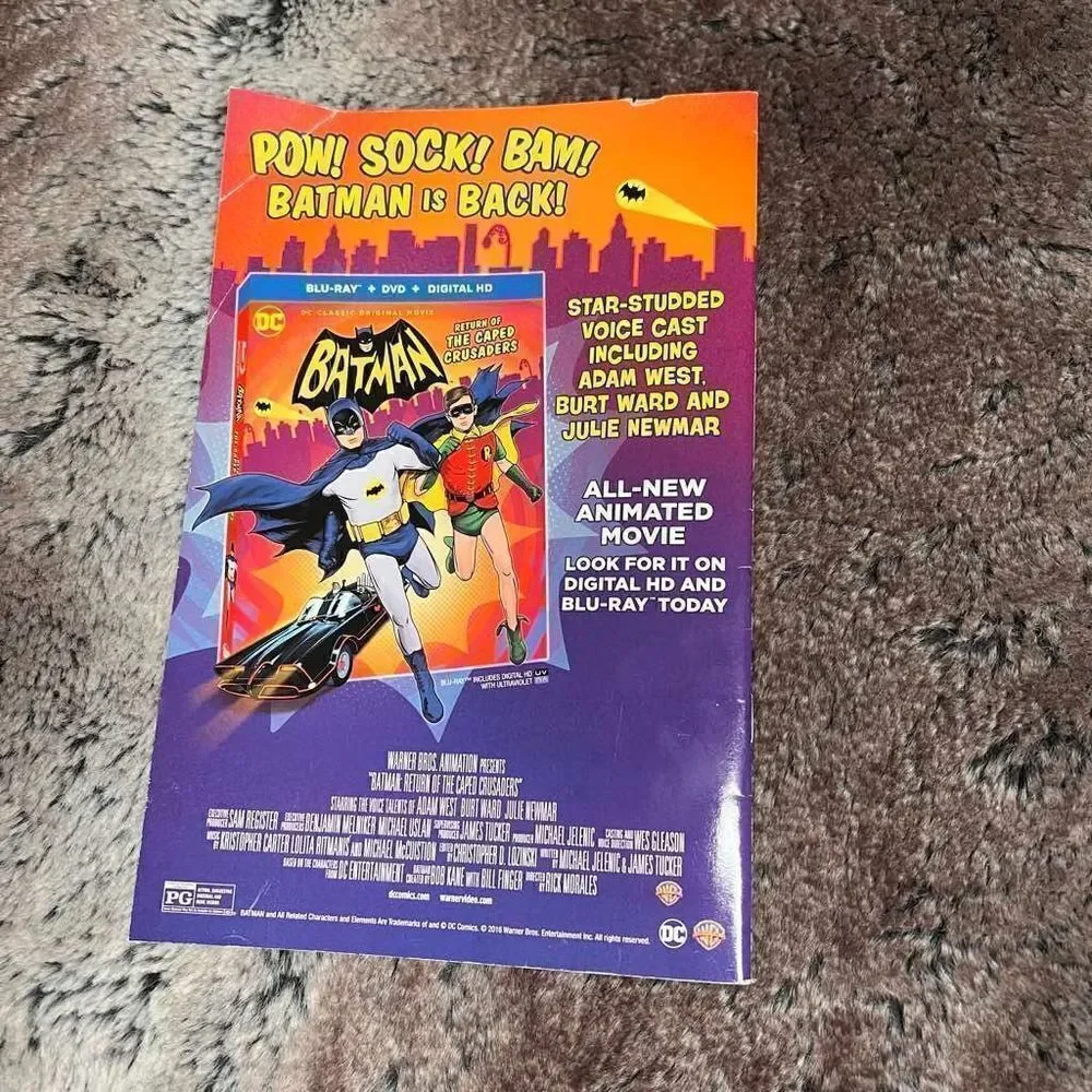 Catwoman Election Night January 2017 DC COMICS Universe New Comic Graphic Book